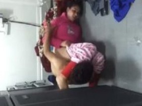 Desi MMS scandals: Indian college girl and her servant's home sex