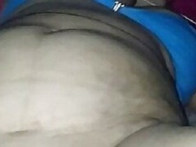 Desi bhabi flaunts her beautiful pussy in a hot video