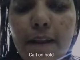 Indian Desi girl showcases her beauty in a sizzling online bathroom scene