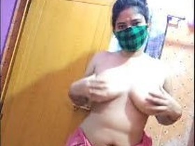 Indian woman in village gets naked in bathtub