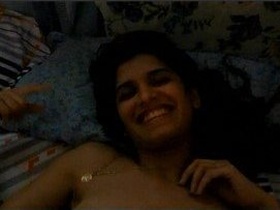 Indian couple from Nagpur shares their honeymoon sex in a video