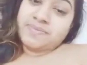 Horny bhabi with big boobs masturbates in unsatisfied lust