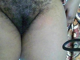 Jamaican woman with obesity showcases her Victorian pussy