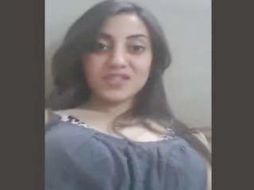 Desi girl records her first sexual encounter with BF