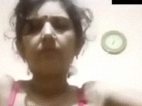 Bangalore aunty Sada gets naughty on video call