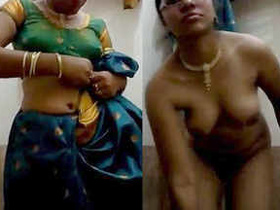 Desi x girl shows her breasts and pussy in saree