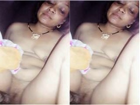 Hubby's pleasure riding: Gujarati bhabhi's exclusive video