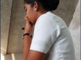 Sizzling Indian nurse gets naughty in nude video