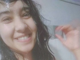 Indian teenager takes nude selfie in bathroom