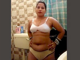 A bride-to-be in the bathroom