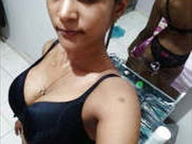 Tamil girl's unseen hotel sex in part