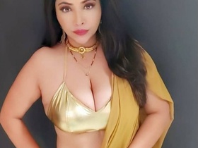 Rajsi shows off her body in a solo performance