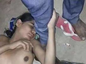 A Desi wife has sex with her friend while others watch in a hair salon