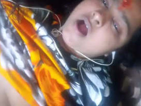 Desi boudi's MMS lacking in lust