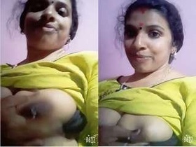 Aunty fucker gets naughty with her boyfriend's village bhabhi