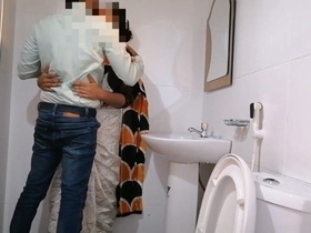 Desi Secretary Gets Fucked in the Bathroom by Her Boss