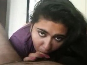 Cute Desi girl gives her boyfriend a blowjob in the park