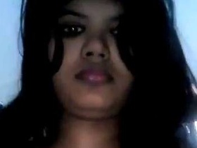 Nude Indian girls share their nude selfies in sexy video