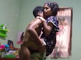Dehati sex video of young Sri Lankan boy engaging in hardcore Chudai