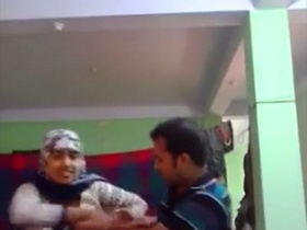 Pakistani girl in hijab gives hard blowjob