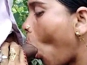 Desi wife gives blowjob in the great outdoors